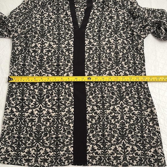 Tory Burch black solid trim printed silk semi-sheer split neck tunic 12 - Picture 9 of 13